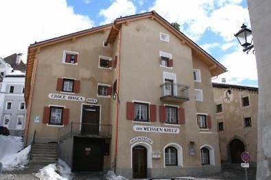 Gasthaus Zum Weissen Kreuz Hotel Замедан Екстериор снимка